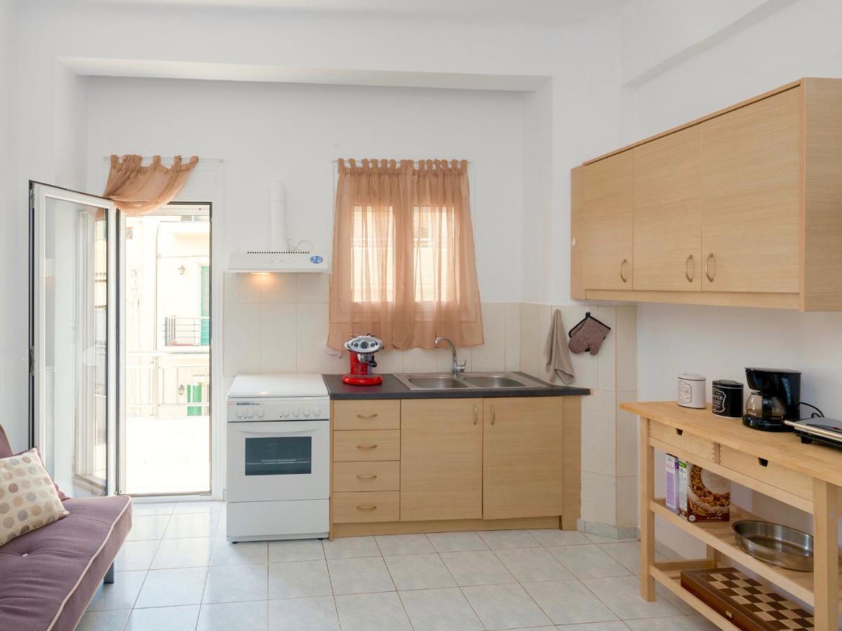 Fam Central Apt Ираклион Экстерьер фото