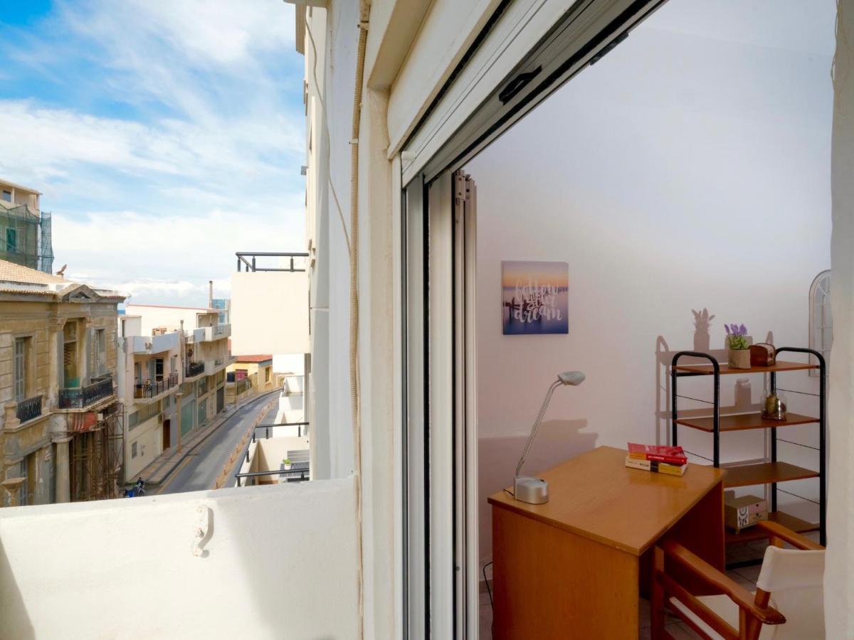 Fam Central Apt Ираклион Экстерьер фото